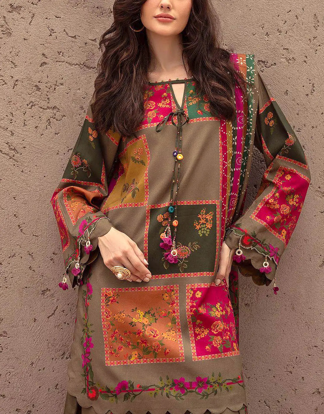 Trendy All-Over Digital Print Swiss Lawn 3 Piece Unstitched Dress with Soft Chiffon Dupatta β Lawn Collection 2026